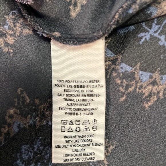 Free People cowl neck blouse. Size L - Picture 6 of 6